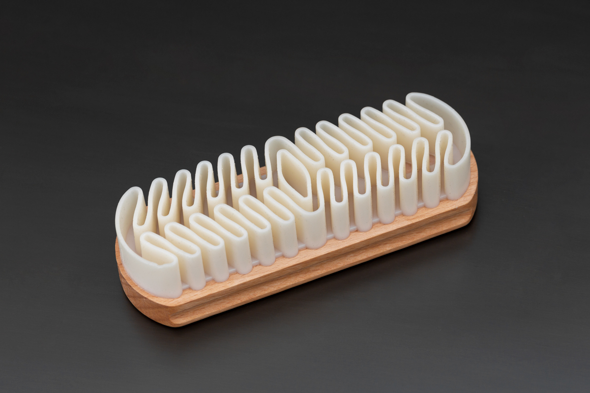 Suede Crepe Brush