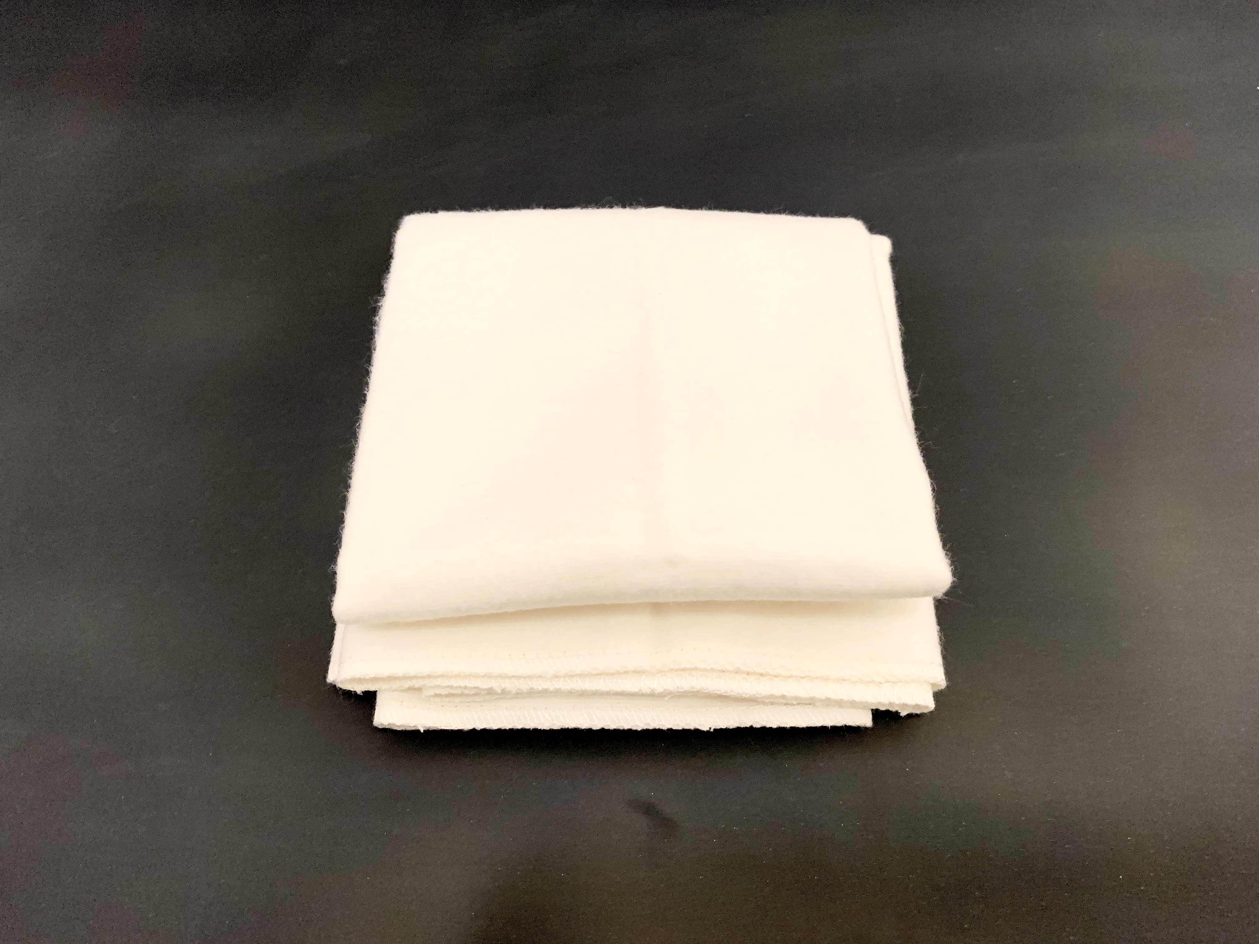 Shoe polishing cloth